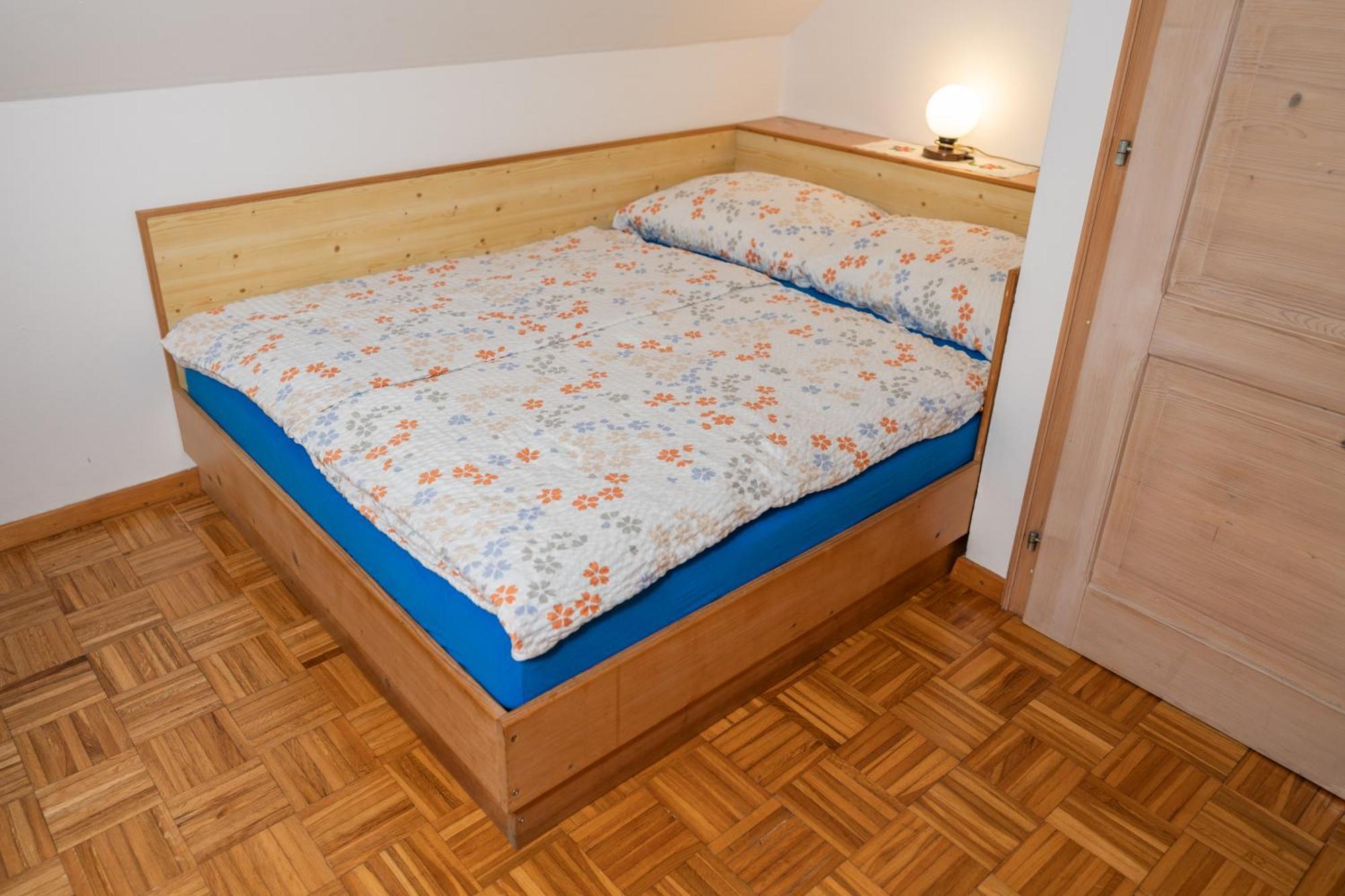 Holiday Home Pri Srni Бохинь Экстерьер фото